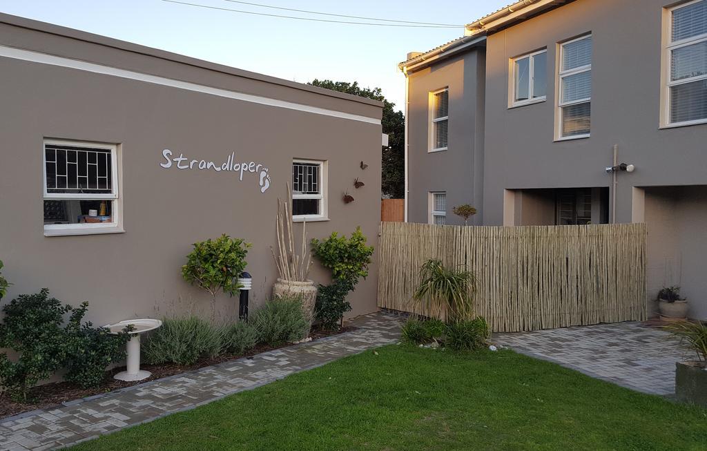 Strandloper Apartments Hermanus Exterior foto