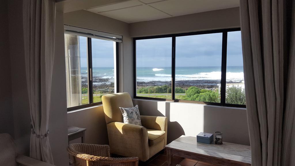Strandloper Apartments Hermanus Exterior foto
